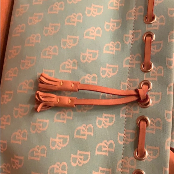 Purse - Picture 2 of 3